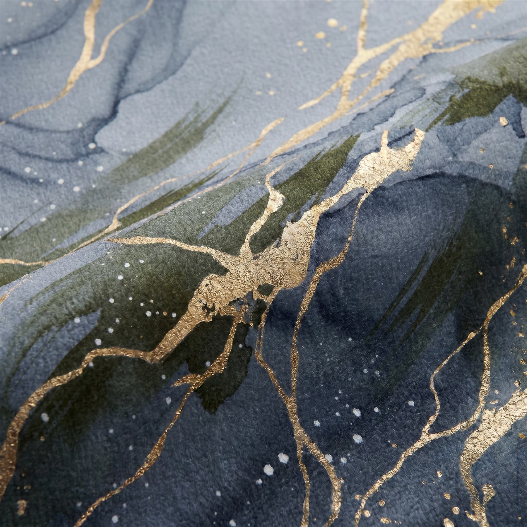 Chenille-Print-Detail-01