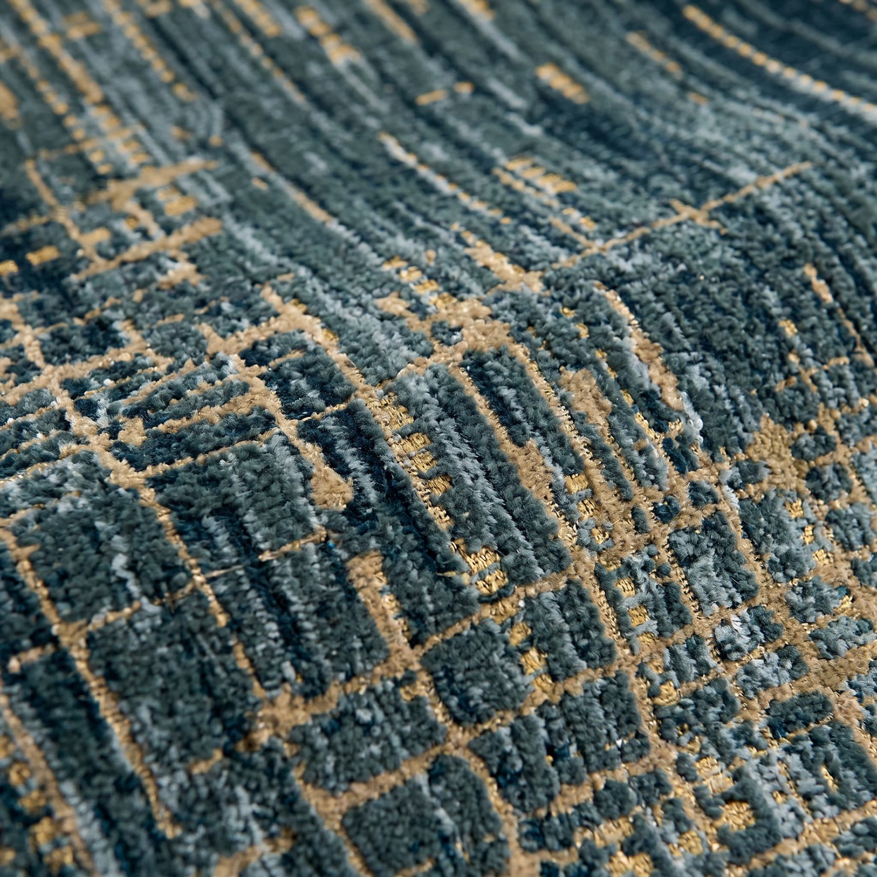 Abstract-Textured-Lines Detail Shot 3 - 雪尼尔材质细节1