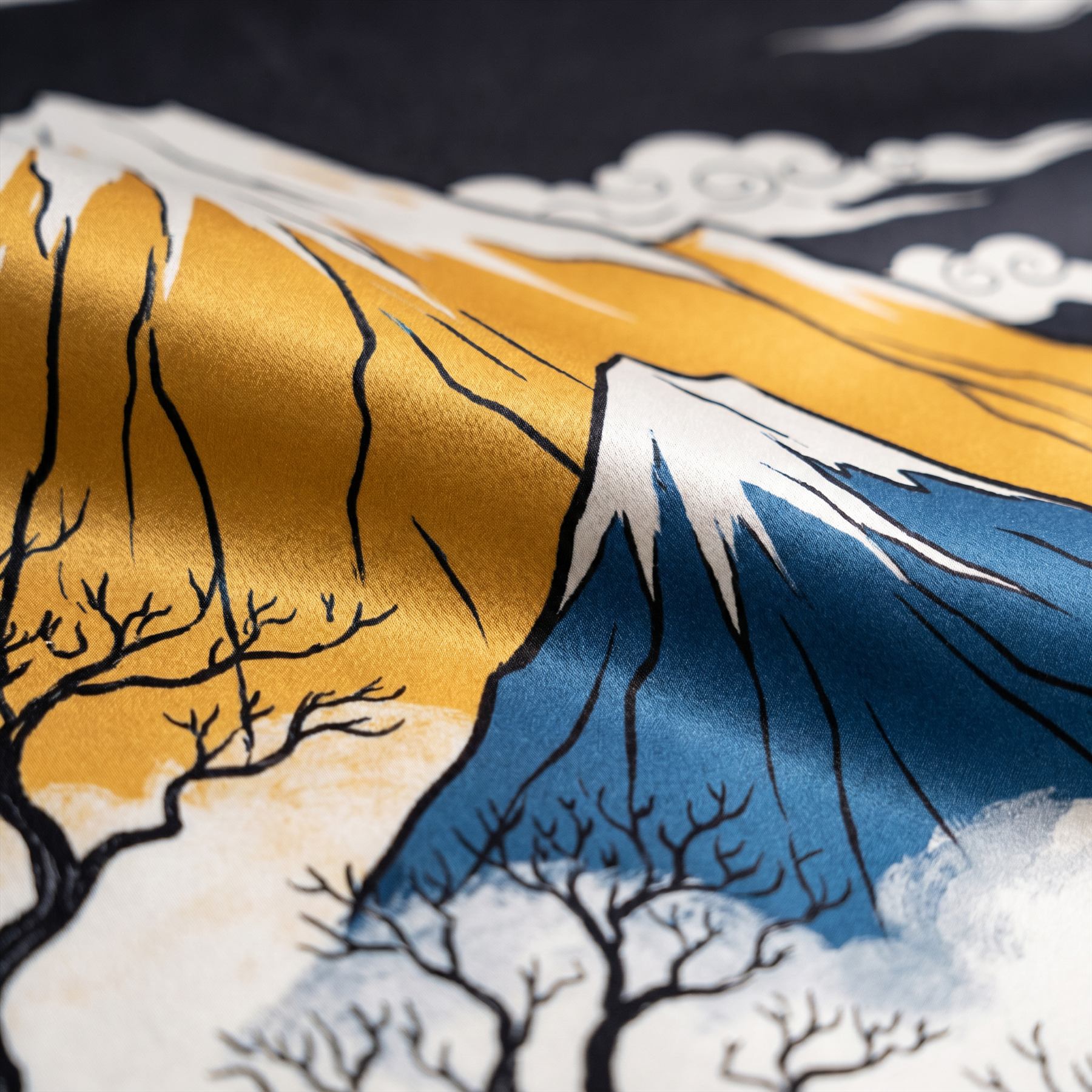 Oriental-Mountain-Mural Commercial-Space Gold-Blue-Contrast - Detail Silk Print 2