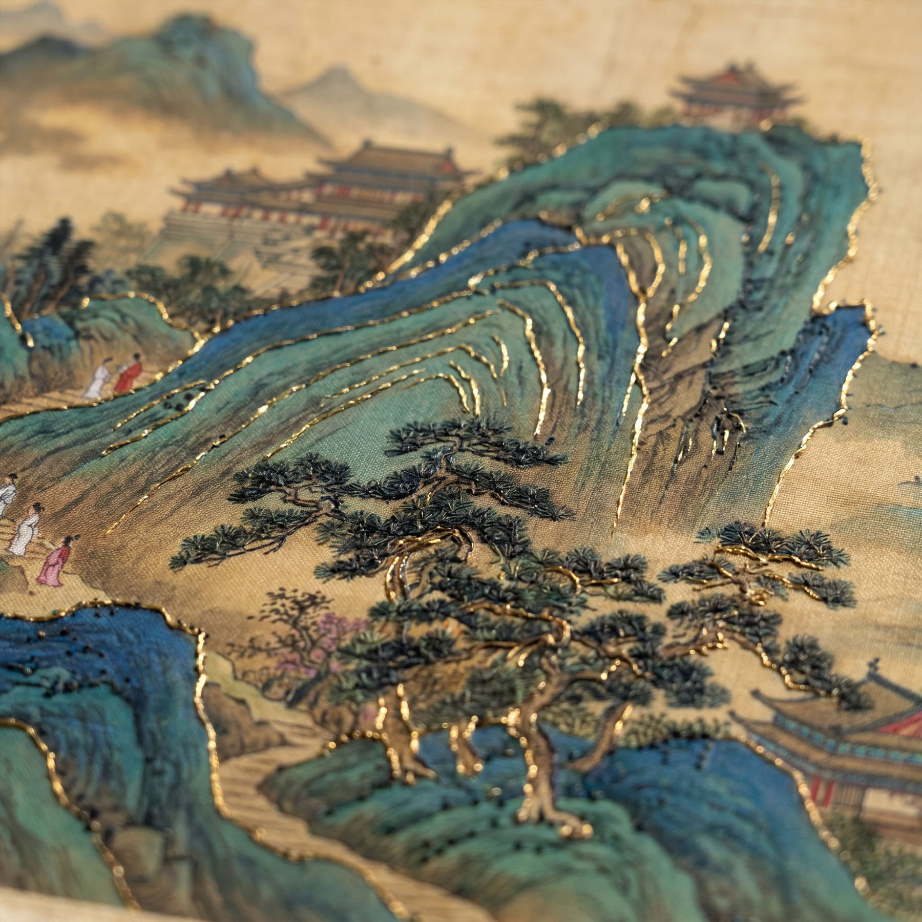 Traditional-Chinese-Landscape Panoramic-Mural Cyan-Green-Ochre - Detail - 印花局部细线手绣刺绣实拍1